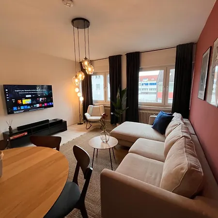 公寓 Neues 3-zimmer-city-apartment In Mit Espresso, Arbeitsplatz Und Parkplatz *