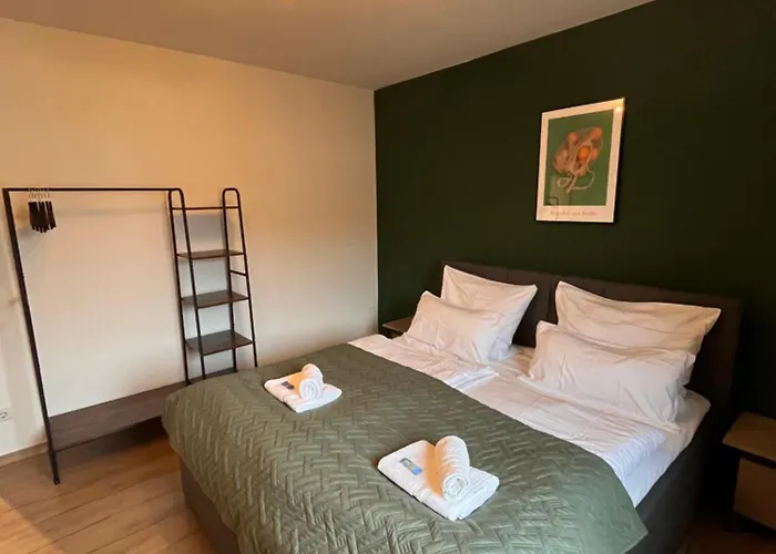 Apartamento Neues 3-zimmer-city-apartment In Mit Espresso, Arbeitsplatz Und öpnv Vor Der Tür