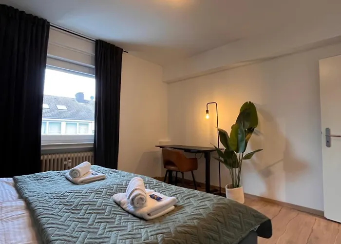 Neues 3-zimmer-city-apartment In Mit Espresso, Arbeitsplatz Und öpnv Vor Der Tür Apartamento *